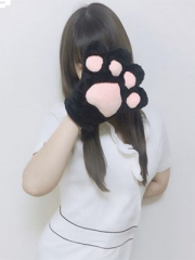 白ねこエステ ももなちゃん