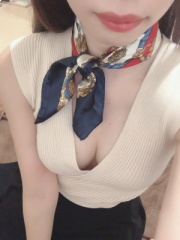 Luxury Salon Luxe-リュクス- 小森まり